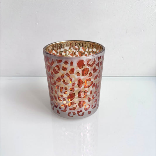 Kleur: bruin/brons
Hoogte: 8cm
Dia: 7cm 
Prijs: €3,50
Stock: 1