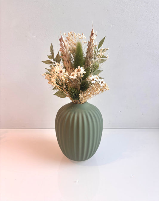 OK - Vaas groen geribbeld
Kleuren: groen, beige en wit

€23,50
H 20cm

Voorraad: 1